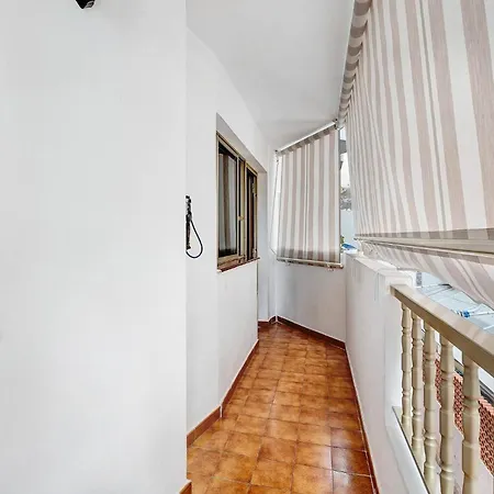 아파트 Apt Niky By Paramount Holidays 아데제