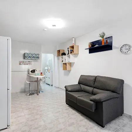 Apt Niky By Paramount Holidays Apartman