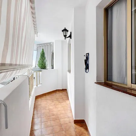 Apt Niky By Paramount Holidays Apartman